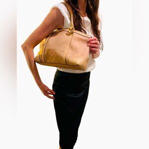 Gucci sparkling pink gg canvas tote